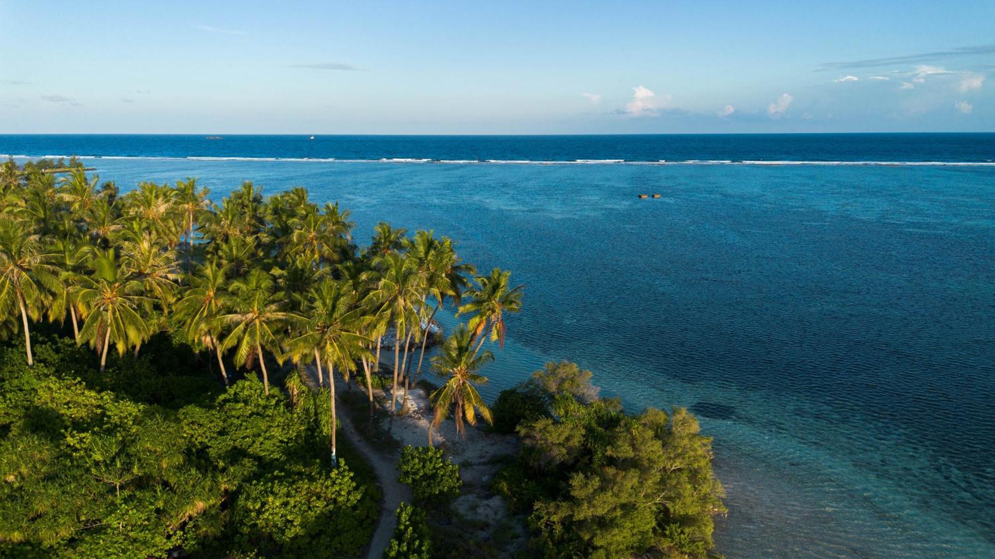 Dhiffushi Inn Bagian luar foto